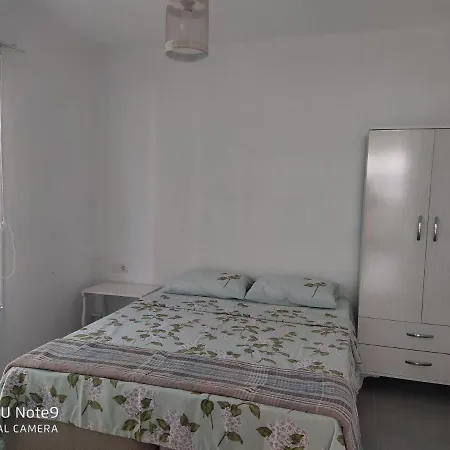 Bodrum Beyaz-Zambak Pansiyon * Bodrum